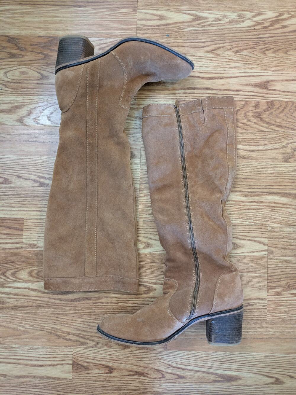 Crown Vintage Vada Camel Suede Knee High Boots Women's Size 11